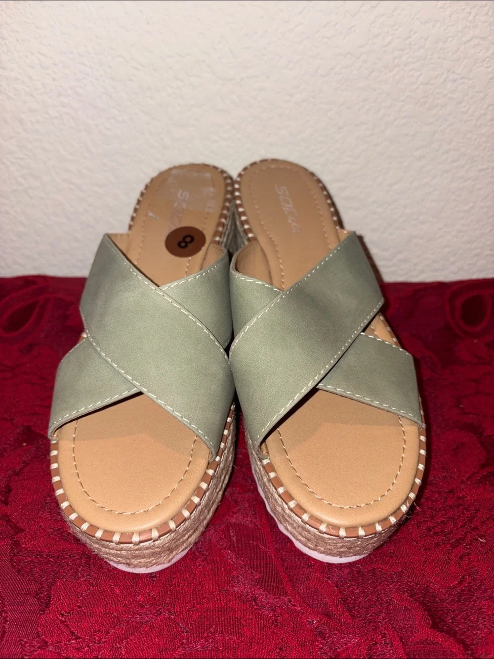 Soda Thyme Criss-Crossed Espadrille Platform Slides Sz 8 NWOT